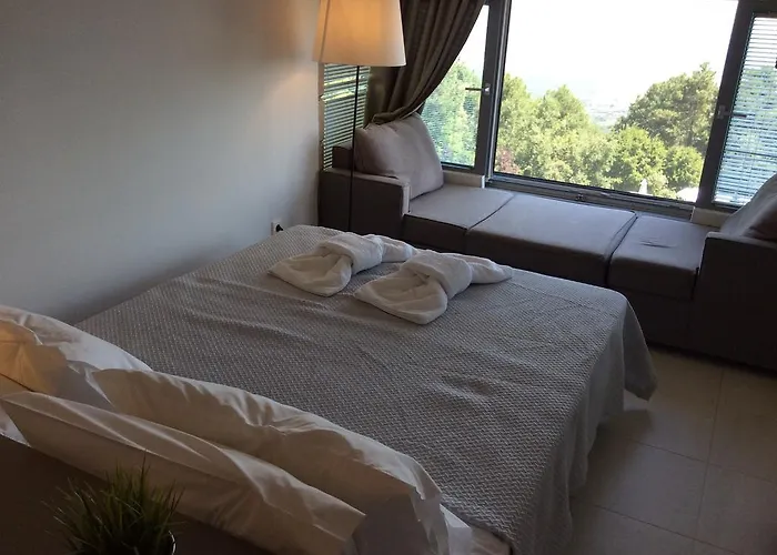 בית הארחה Ktima Faki, Olympus Mountain & Retreat